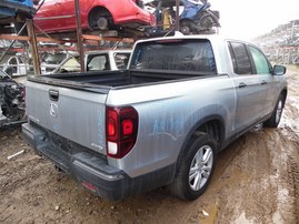 2017 HONDA RIDGELINE RT SILVER 3.5 AT AWD A21304